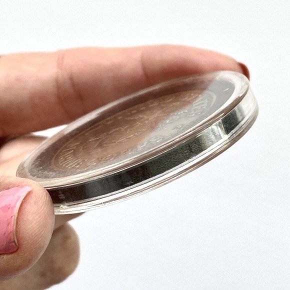 US Marine Corps Transportation Support Battalion Challenge Coin In Plastic Case - Picture 2 of 3